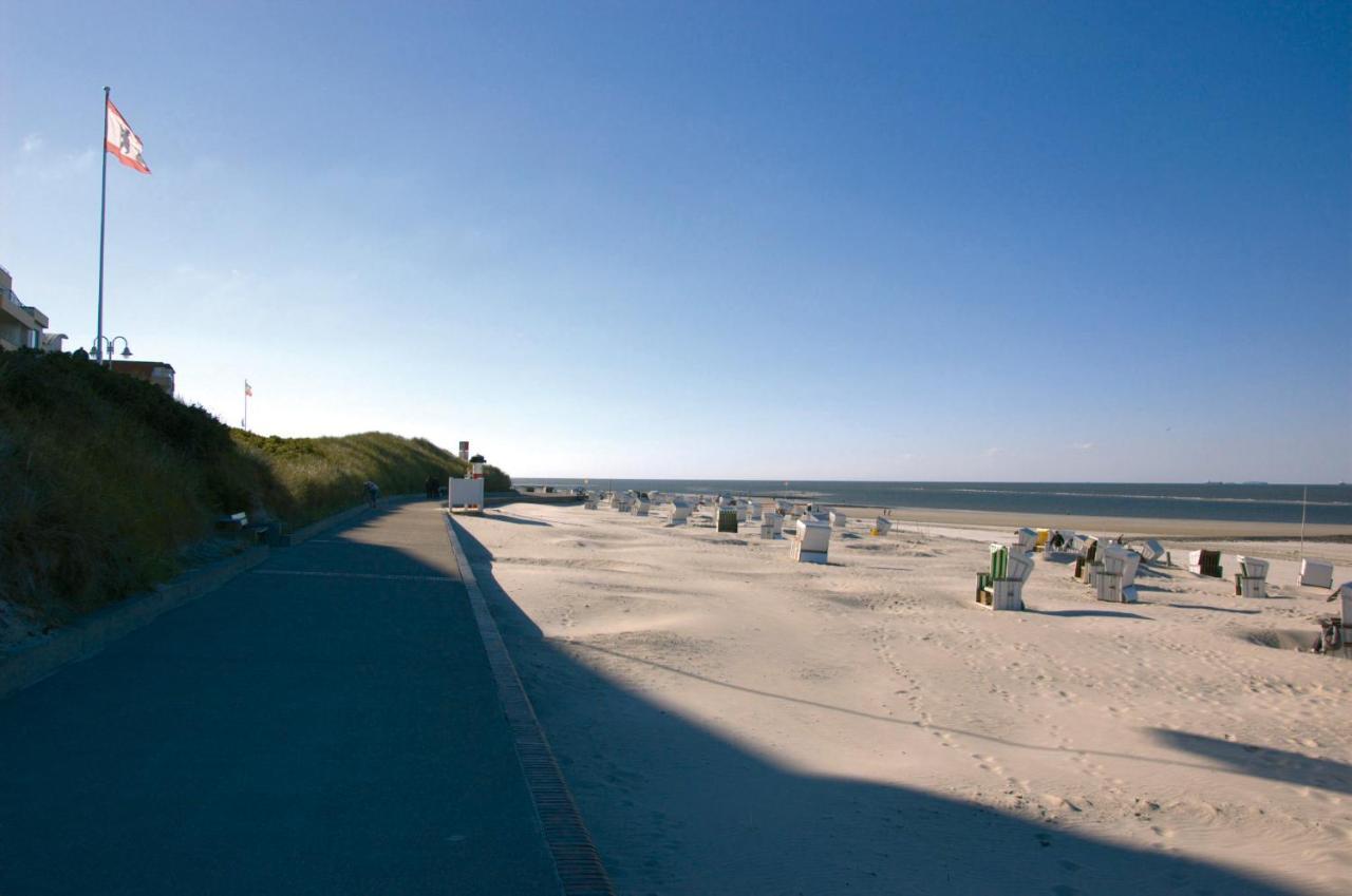 Gaestehaus Germania Wangerooge Buitenkant foto