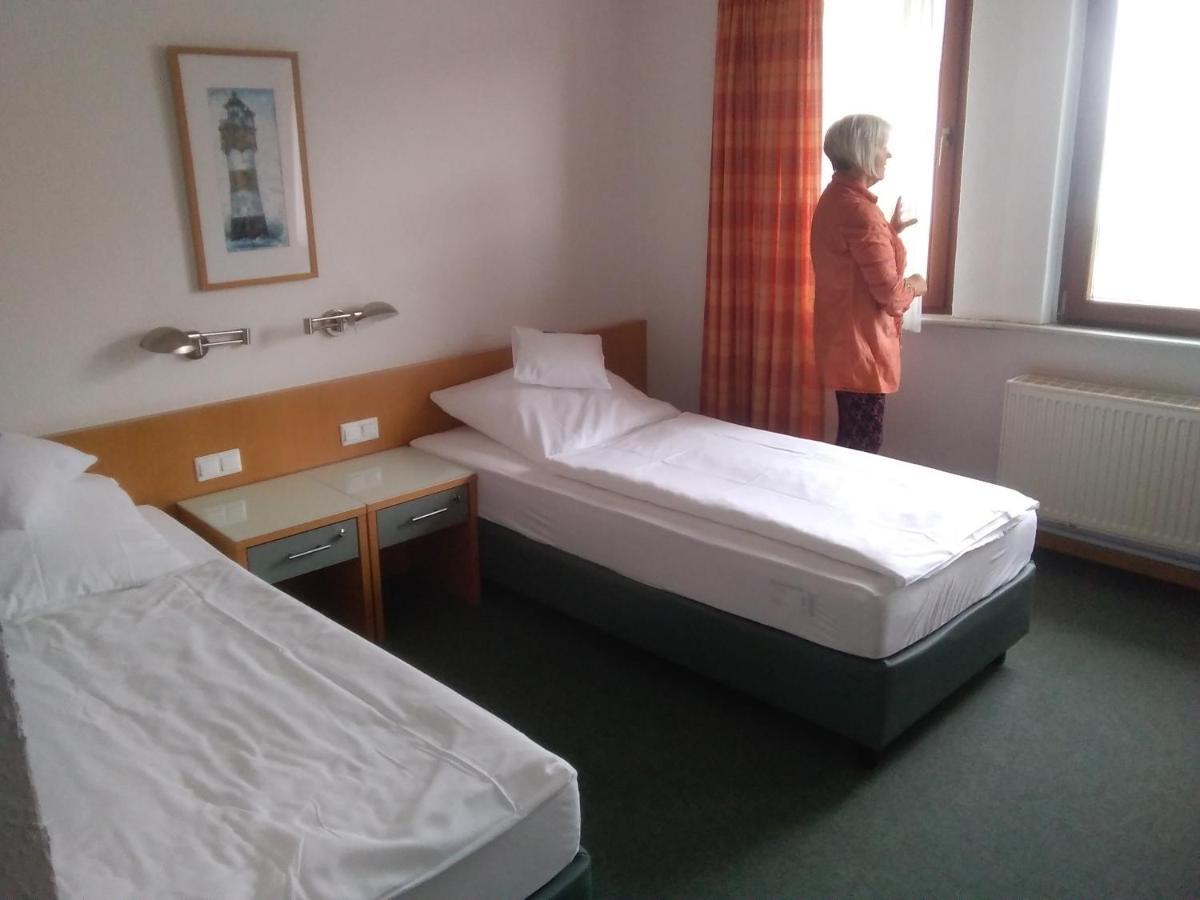 Gaestehaus Germania Wangerooge Buitenkant foto
